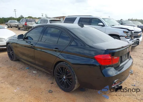 2012 BMW 328I z USA, uszkodzony, nr VIN WBA3A5G59CNN65909